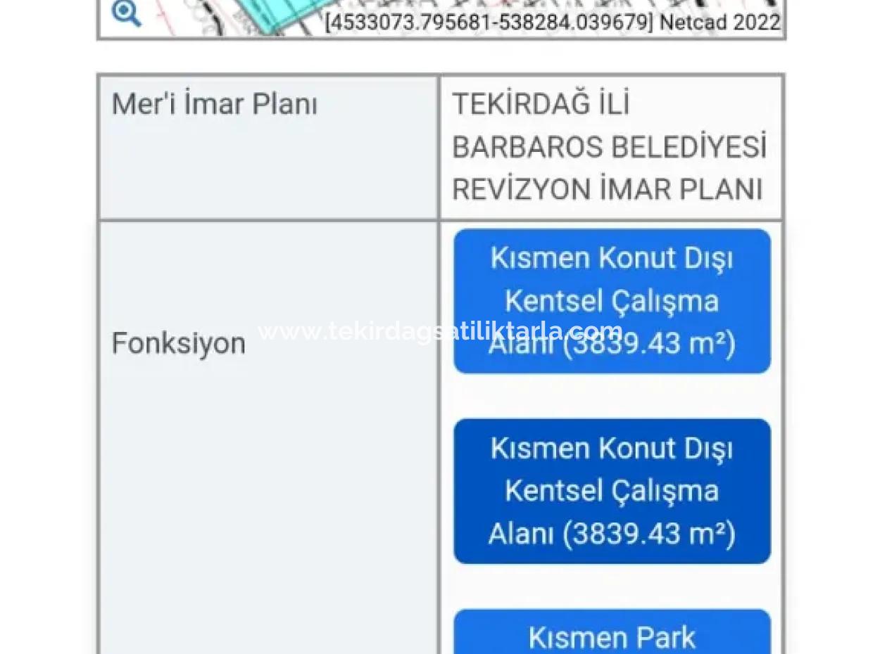 Dieses Zum Verkauf Stehende Notfabrikgrundstück Befindet Sich In Barbaros, Tekirdag, Und Hat Eine Große Fläche Von 5.500 Quadratmetern